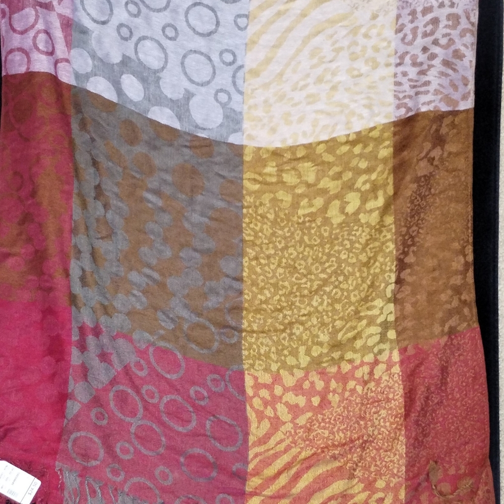 Ladies scarf by CJ Banks